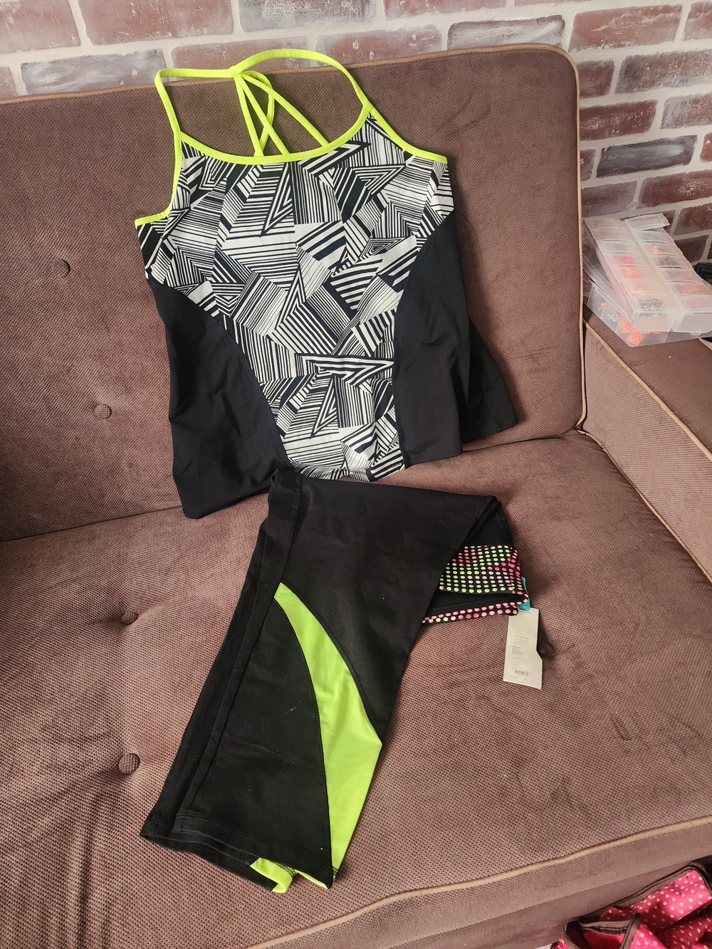 Livi Active Black and Neon Yellow Sports Top  And Pants Set